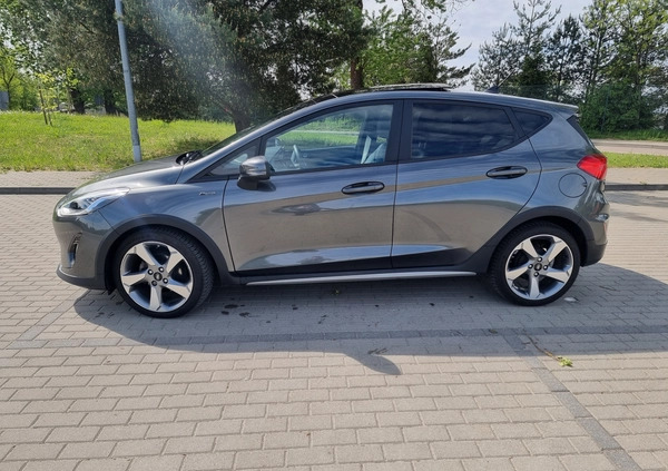 Ford Fiesta cena 56800 przebieg: 97680, rok produkcji 2019 z Kościerzyna małe 781